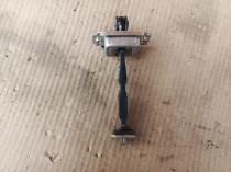 Ограничитель двери Nissan Qashqai J11 2013-2022 Задн. Прав.