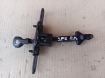 Ограничитель двери Hyundai Santa Fe 4 TM 2018-2023 Перед. Лев.