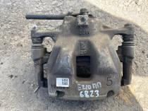 Суппорт тормозной Toyota Corolla E210 E210 2018- Перед. Прав.