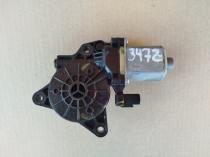 Мотор стеклоподъемника Kia Sportage QL 2015-2021 Перед. Прав.