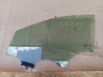 Стекло двери Kia Sportage QL 2015-2021 Перед. Лев.