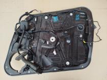 Дверная карта Kia Sportage QL 2015-2021 Перед. Прав.