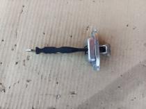 Ограничитель двери Mitsubishi Outlander 3 GF 2015-2023 Перед. Прав.