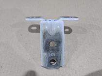 Петля двери нижняя Kia Stinger J5 2017- Перед. Прав.