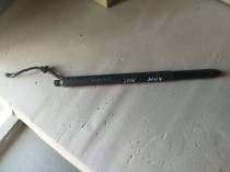 Амортизатор двери багажника Kia Sorento Prime UM 2014-2020 Задн. Лев.