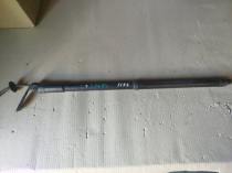 Амортизатор двери багажника Nissan X-TRAIL T32R 2013-2022 Задн. 