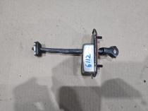 Ограничитель двери Kia Sportage QL 2015-2022 Задн. Лев.