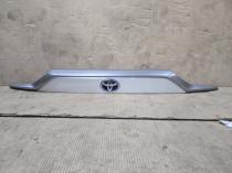 Накладка крышки багажника Toyota RAV4 50 XA50 2018-2023  