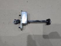 Ограничитель двери Hyundai Tucson TL 2015-2021 Перед. Прав.