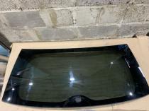 Стекло двери багажника Mitsubishi Outlander 3 GF 2013-2021  