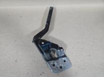 Петля капота Volkswagen Touareg NF 2010-2018  Прав.