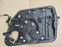 Дверная карта Kia Sportage QL 2015-2021 Перед. Прав.