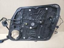 Дверная карта Kia Sportage QL 2015-2022 Перед. Прав.