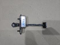 Ограничитель двери Kia Sportage QL 2015-2022 Задн. Прав.