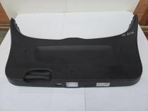 Обшивка двери багажника Kia Sorento Prime UM 2014-2020 Задн. 