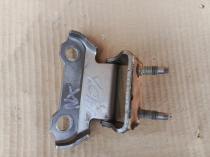 Петля двери багажника Lexus NX AYZ10L AYZ15L ZGZ10L ZGZ15L 2014-2021 Задн. 