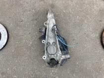 Кулак поворотный Infiniti Q50 V37 2013- Перед. Прав.