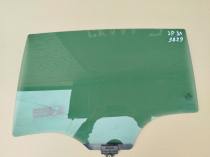 Стекло двери Kia Sportage QL 2015-2021 Задн. Лев.