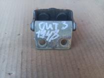 Петля двери багажника Mitsubishi Outlander 3 GF 2012-2023 Задн. 