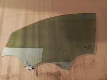 Стекло двери Kia Sorento Prime UM 2014-2020 Перед. Лев.