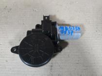 Мотор стеклоподъемника Mazda 6 GJ GJ 2012-2023 Задн. Прав.