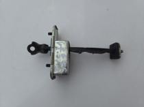 Ограничитель двери Hyundai Tucson TL 2015-2021 Задн. Лев.