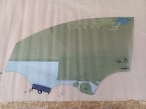 Стекло двери Hyundai Tucson TL 2015-2021 Перед. Лев.