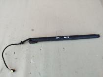 Амортизатор двери багажника Kia Sportage QL 2015-2021 Задн. 