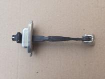 Ограничитель двери Mitsubishi Eclipse Cross GK 2020 Перед. Прав.