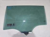 Стекло двери Kia Sportage QL 2015-2022 Задн. Лев.