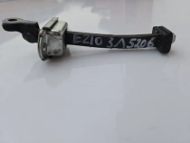 Ограничитель двери Toyota Corolla E210 MZEH12, NRE210, ZWE211 2018-2023 Задн. Лев.