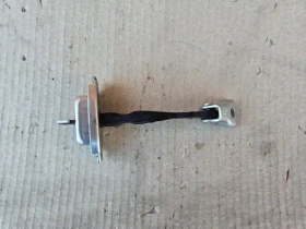 Ограничитель двери Mitsubishi Outlander 3 GF 2012-2023 Задн. Лев.