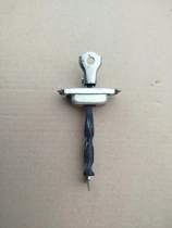 Ограничитель двери Mitsubishi Outlander 3 GF 2012-2021 Задн. Лев.