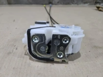 Замок двери Mitsubishi Outlander 3 GF 2012-2022 Задн. Лев.