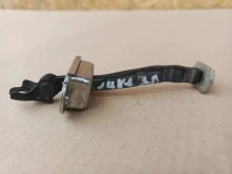 Ограничитель двери Nissan Juke F15 2010-2019 Задн. Лев.