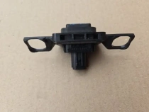 Кнопка открывания багажника Toyota Corolla E210 MZEH12, NRE210, ZWE211 2018-2023 Задн. 