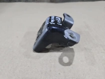 Петля двери нижняя Honda CRV 5 RW 2016- Перед. Прав.