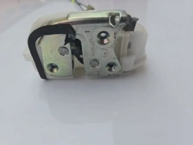 Замок двери Mitsubishi Outlander 3 GF 2012-2023 Перед. Прав.