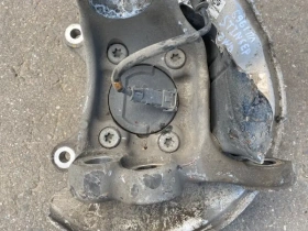 Кулак поворотный Kia Stinger J5 2017- Перед. Лев.