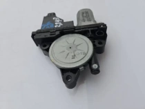 Мотор стеклоподъемника Kia Sorento Prime UM 2014-2020 Перед. Прав.