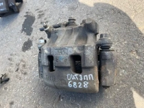 Суппорт тормозной Mitsubishi Outlander 3 GF 2012-2023 Перед. Прав.