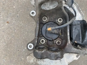 Кулак поворотный Kia Stinger J5 2017- Перед. Лев.