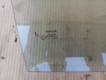 Стекло двери Toyota Corolla E210 MZEH12, NRE210, ZWE211 2020 Перед. Прав.