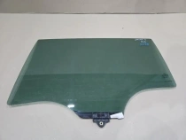 Стекло двери Kia Sportage QL 2015-2022 Задн. Лев.