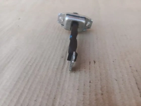 Ограничитель двери Mitsubishi Outlander 3 GF 2012-2023 Задн. Прав.