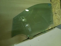 Стекло двери Kia Sorento Prime UM 2014-2020 Перед. Лев.