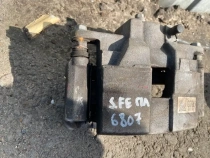 Суппорт тормозной Hyundai Santa Fe 4 TM 2018-2023 Перед. Лев.