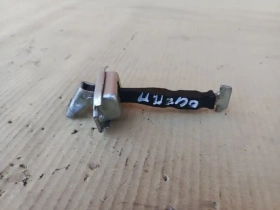 Ограничитель двери Mitsubishi Outlander 3 GF 2015-2023 Перед. Прав.