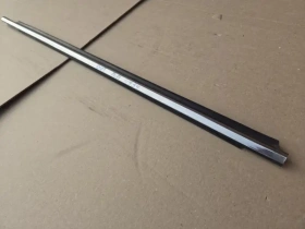 Бархотка двери Mitsubishi Outlander 3 GF 2012-2022 Перед. Прав.