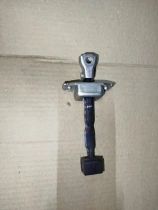 Ограничитель двери Mitsubishi ASX GA 2010-2023 Задн. Прав.